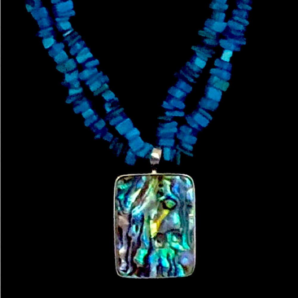 $98 Lucoral Company Estate Necklace Marked LUC 925 - Picture 3 of 3